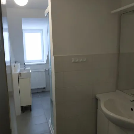 Moderne Mit Gratis Parkplatz - Zentral Zwischen Bahnhof Und Innenstadt *
