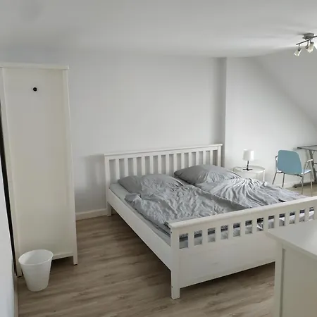 Moderne Mit Gratis Parkplatz - Zentral Zwischen Bahnhof Und Innenstadt * Freiberg