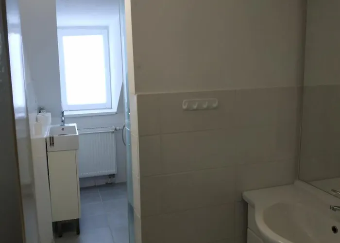 Moderne Mit Gratis Parkplatz - Zentral Zwischen Bahnhof Und Innenstadt *