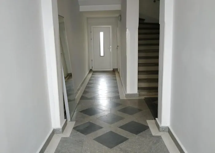 Moderne Mit Gratis Parkplatz - Zentral Zwischen Bahnhof Und Innenstadt * Freiberg